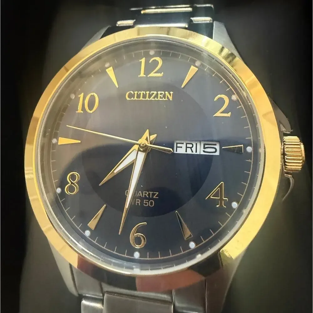 Citizen Men's Quartz Two Tone Black Dial Day Date Watch